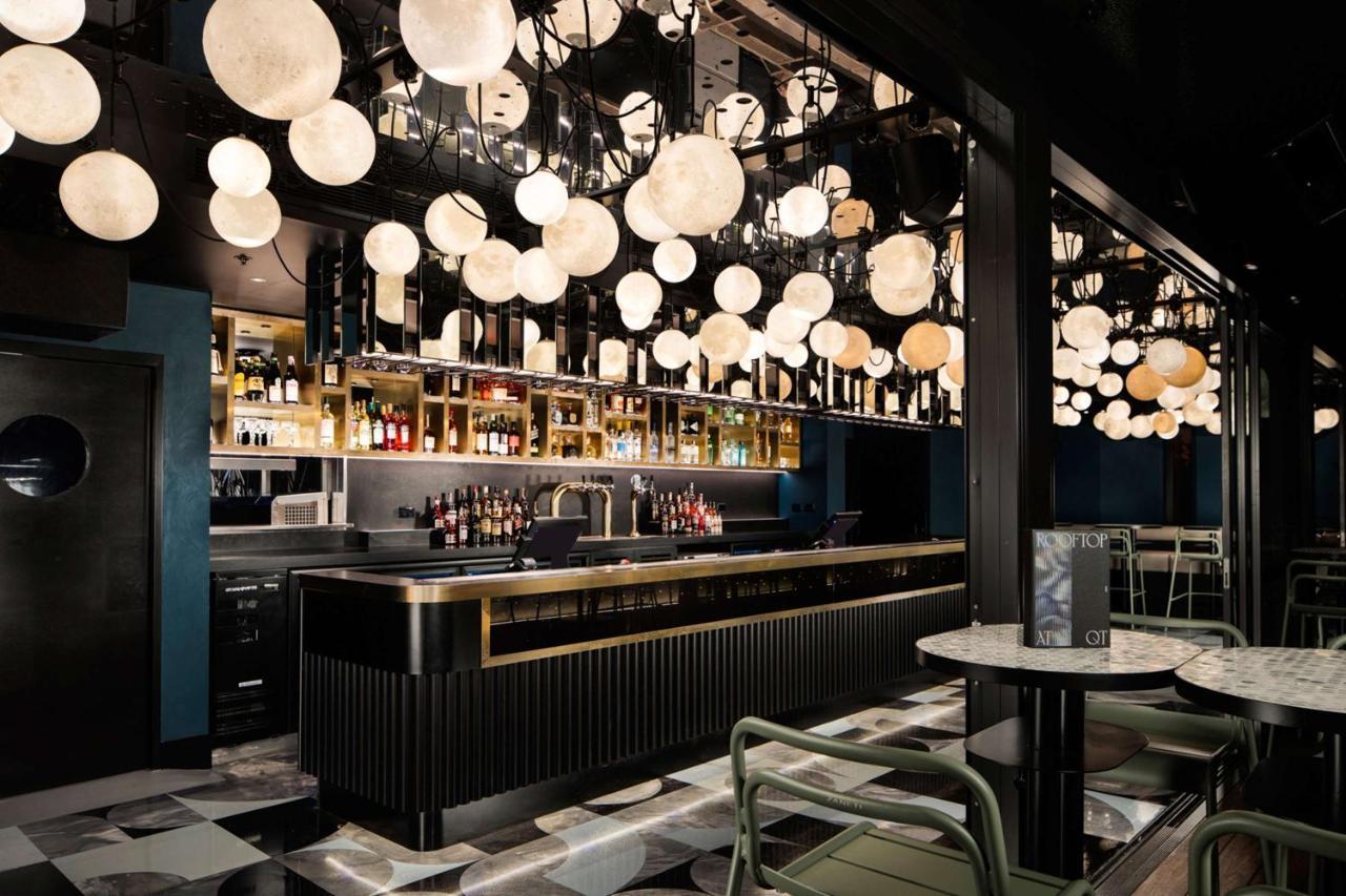 Qt Newcastle 호텔 외부 사진 The bar at the 2018 edition of the London Design Festival