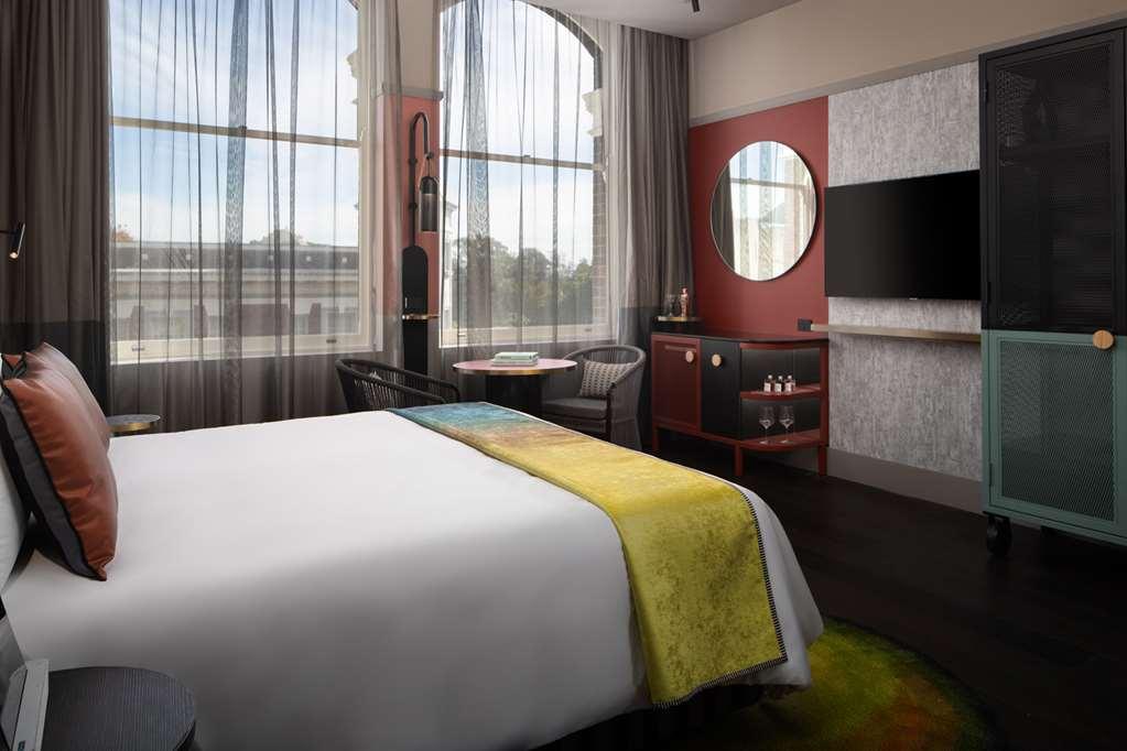 Qt Newcastle 호텔 객실 사진 A room at the hotel